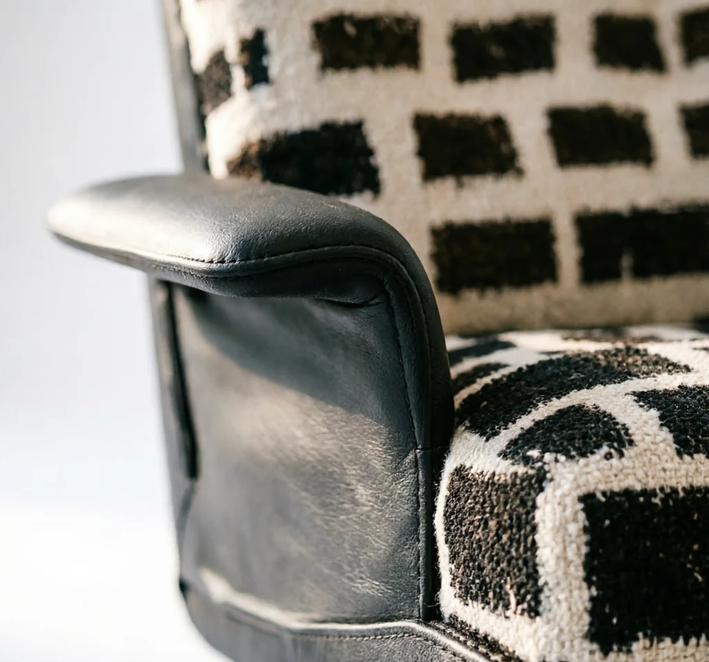 Grid Accent Lounge & Ottoman — detail view