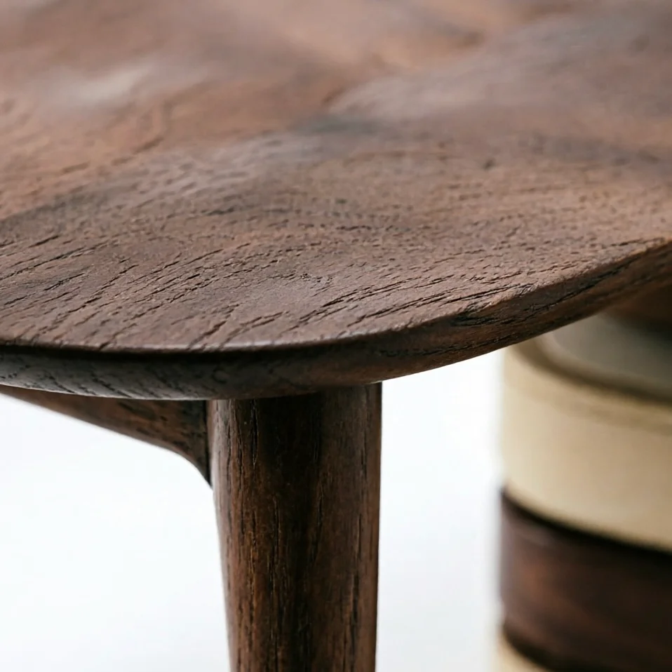 Orbital Pebble Desk — detail view