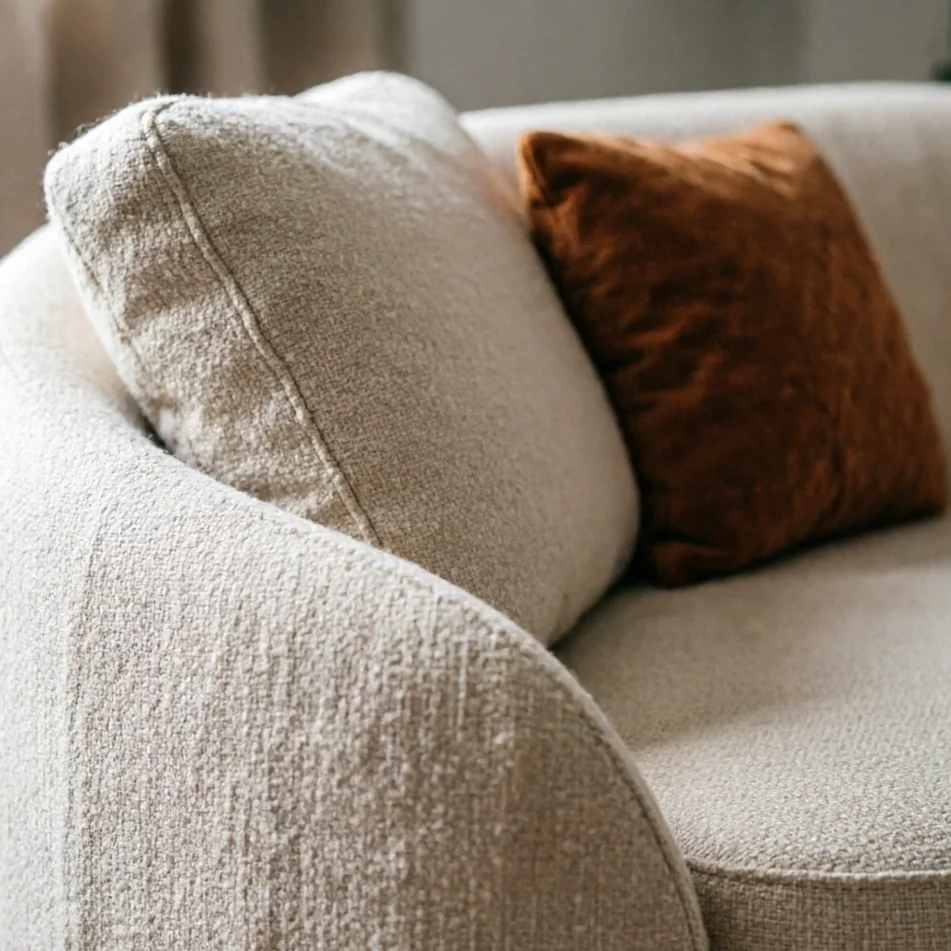 Echo Curved Sofa — detail view